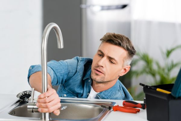 Seeking Proficient Help for Fixing Faucet Handle