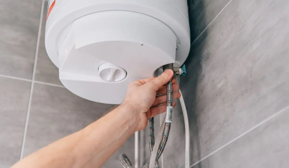 water heater energy efficient