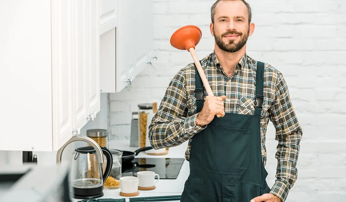 Does Ice Clean a Garbage Disposal?